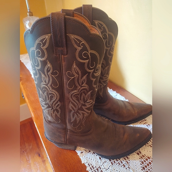 Ariat Shoes - Ariat Cowboy Boots women's